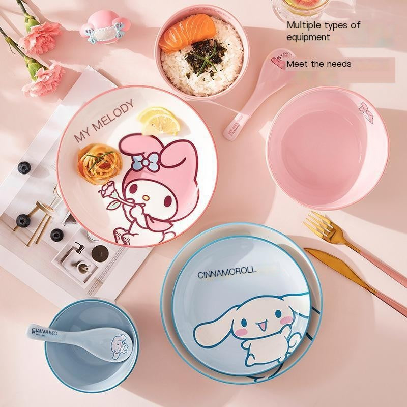带图案陶瓷餐具套装