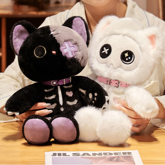 可爱恶魔骷髅猫毛绒玩具